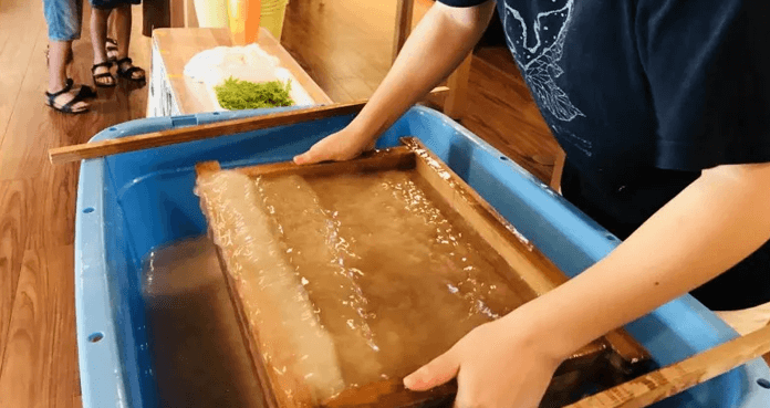 【新潟・長岡】おぐに和紙の工房見学と紙漉き体験【探究A型】