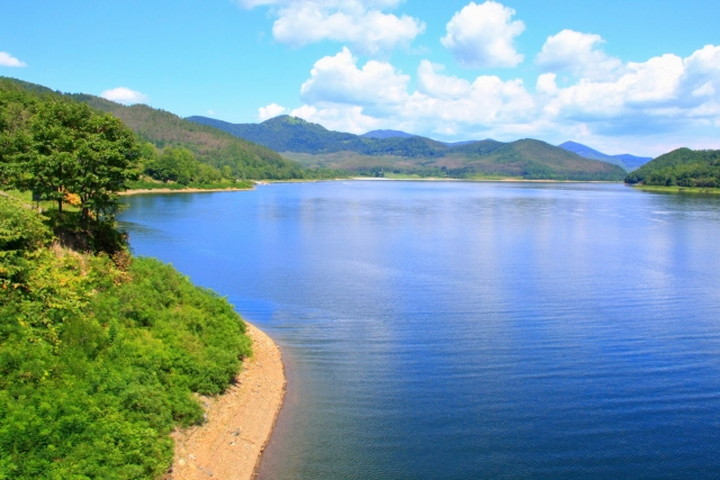 かなやま湖（金山ダム）