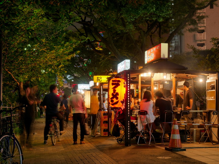 中洲の商店街