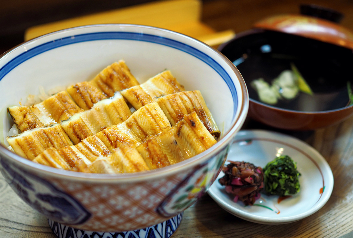 宮島名物「あなご飯」