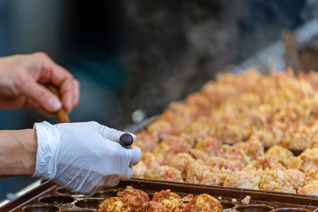 大阪名物 熱々たこ焼き