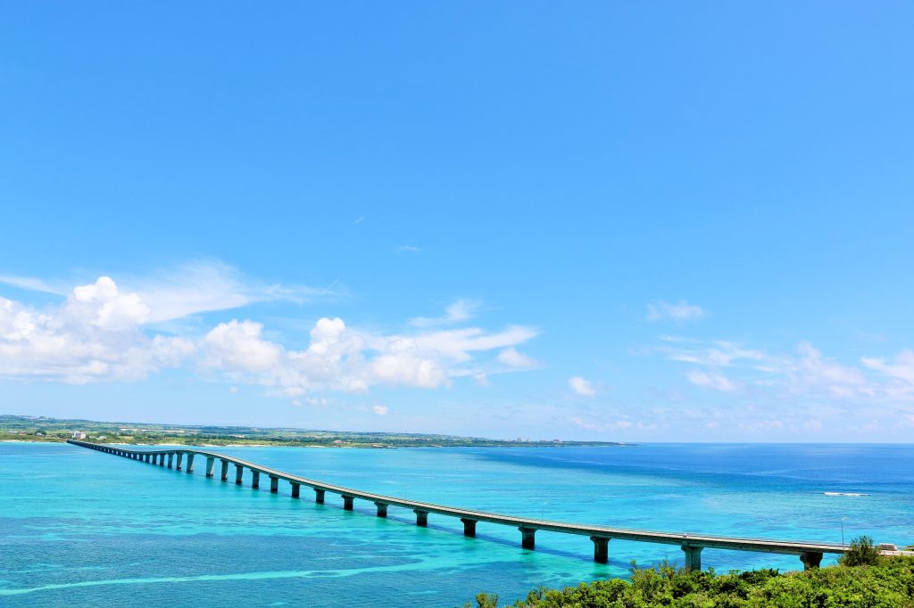 宮古島と来間島を結ぶ来間大橋