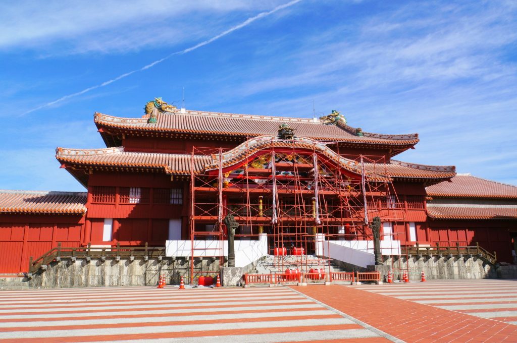修復中の首里城
