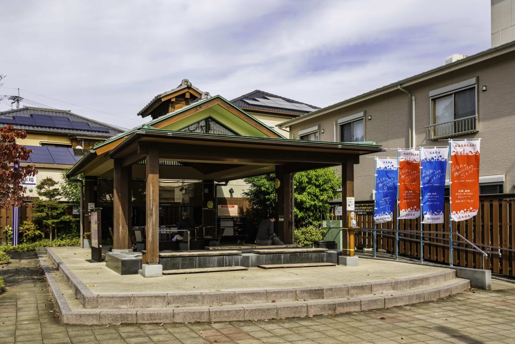 湯宿広場